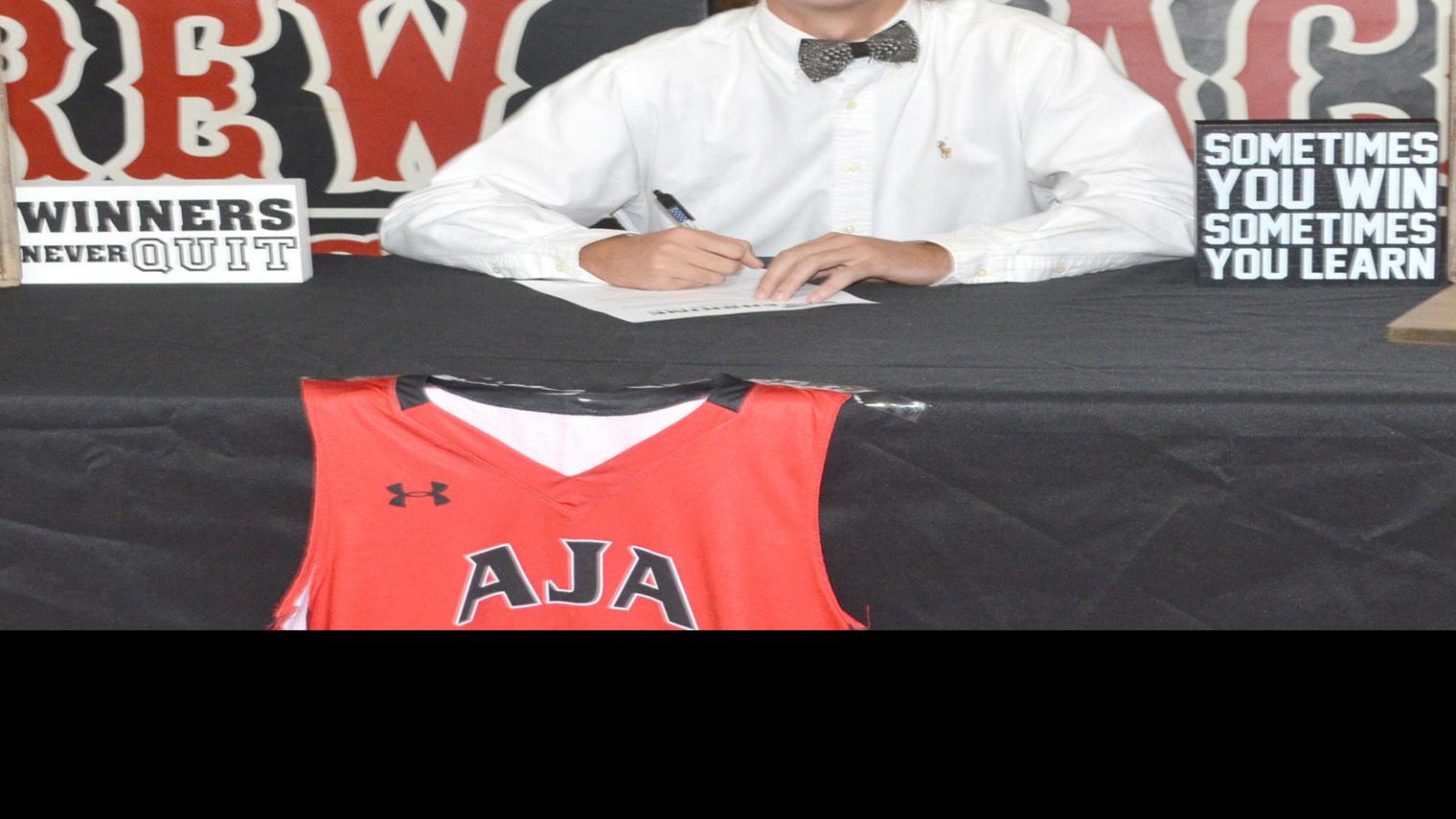 Aja S Gleaton Inks With Erskine Men S Basketball Boys Thetandd Com