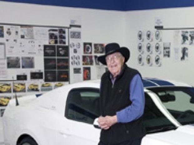 Legendary Car Driver Racer Carroll Shelby Dies At 89 Sports