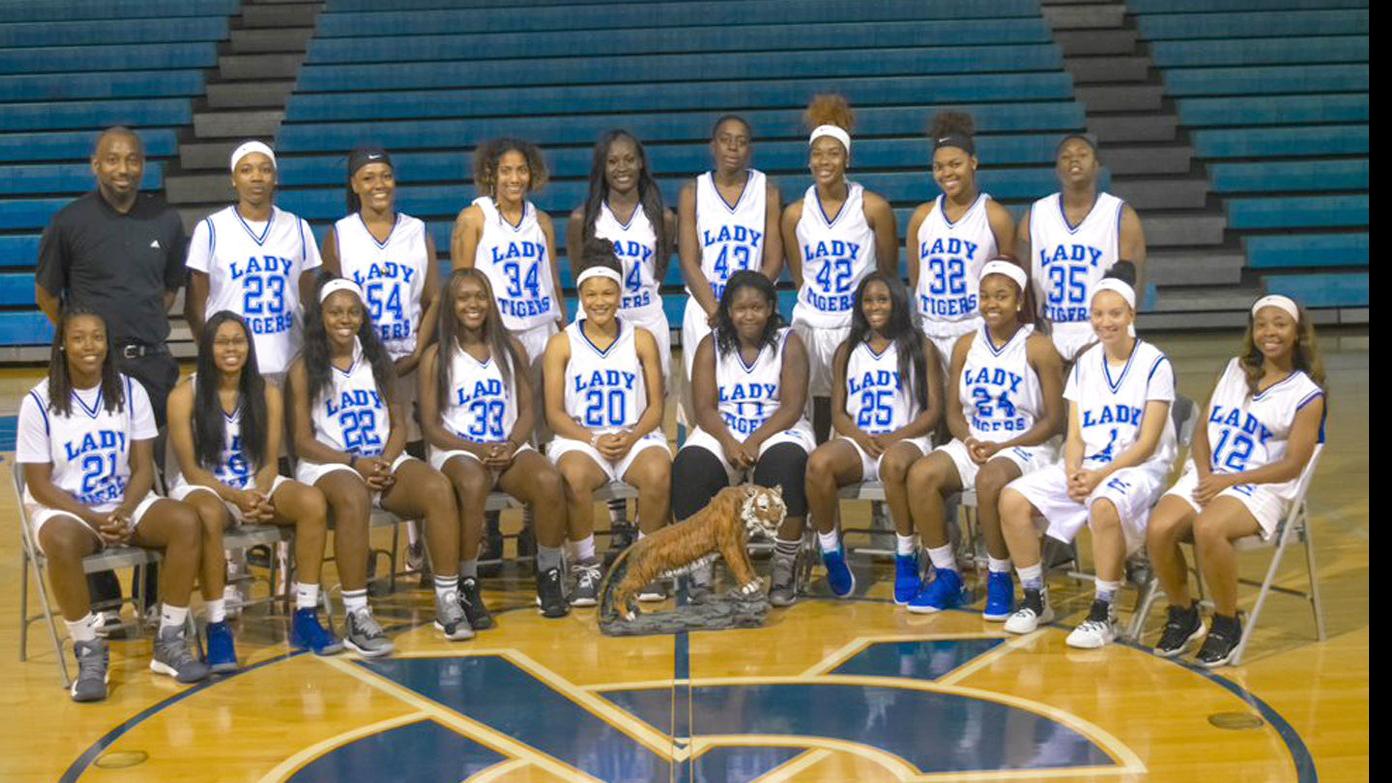 Voorhees Teams Heading To Conference Tourney In Illinois College