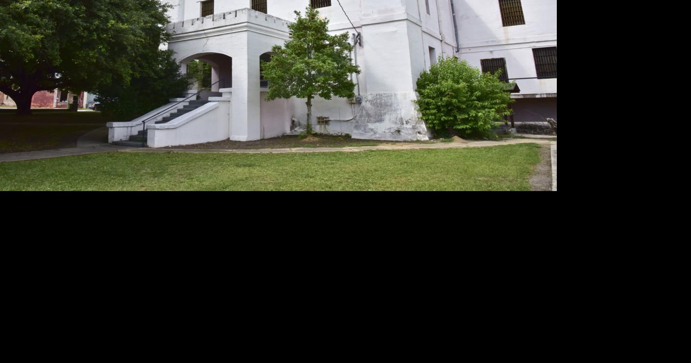 Pink Palace’ served as jail until 1976