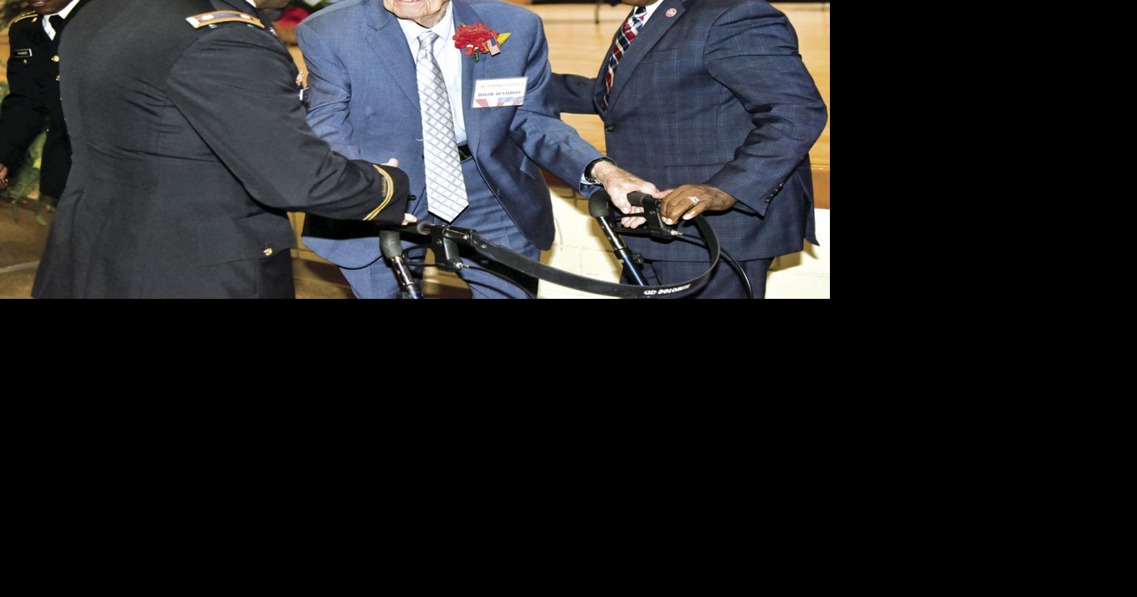 Honoring veterans: Ceremony brings together vets from Stories of Honor ...