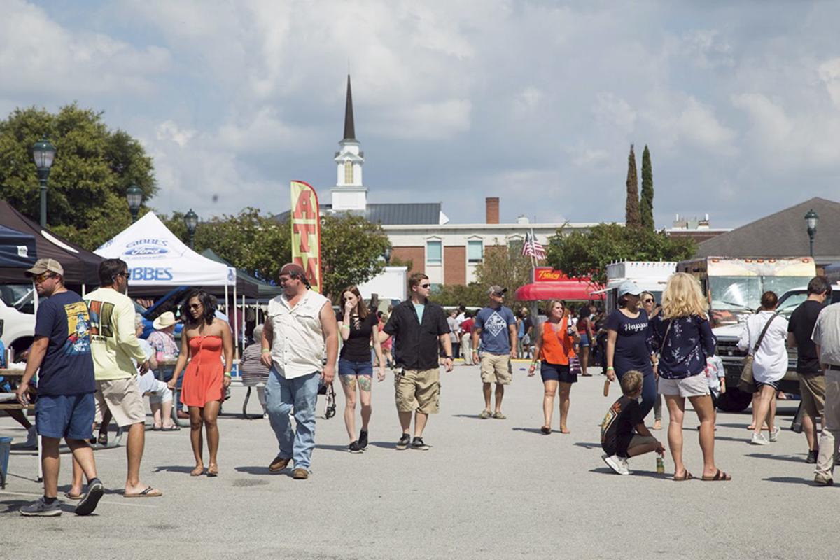 A Family Friendly Event Food Truck Craft Beer Event Coming Downtown Local Thetandd Com