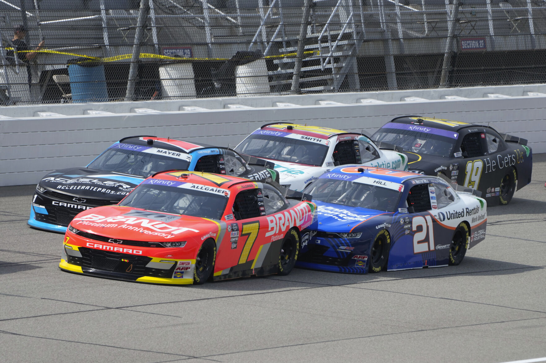 Allgaier wins for 1st time in 26 starts at Daytona