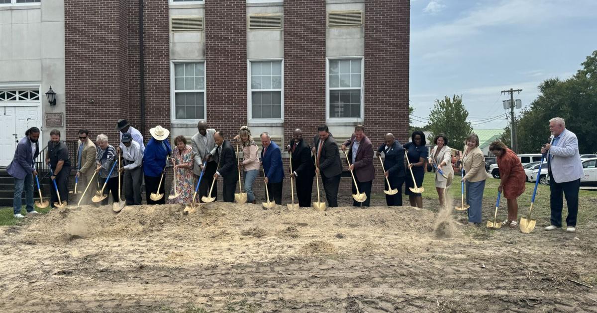 Bamberg County breaks ground on courthouse renovation project