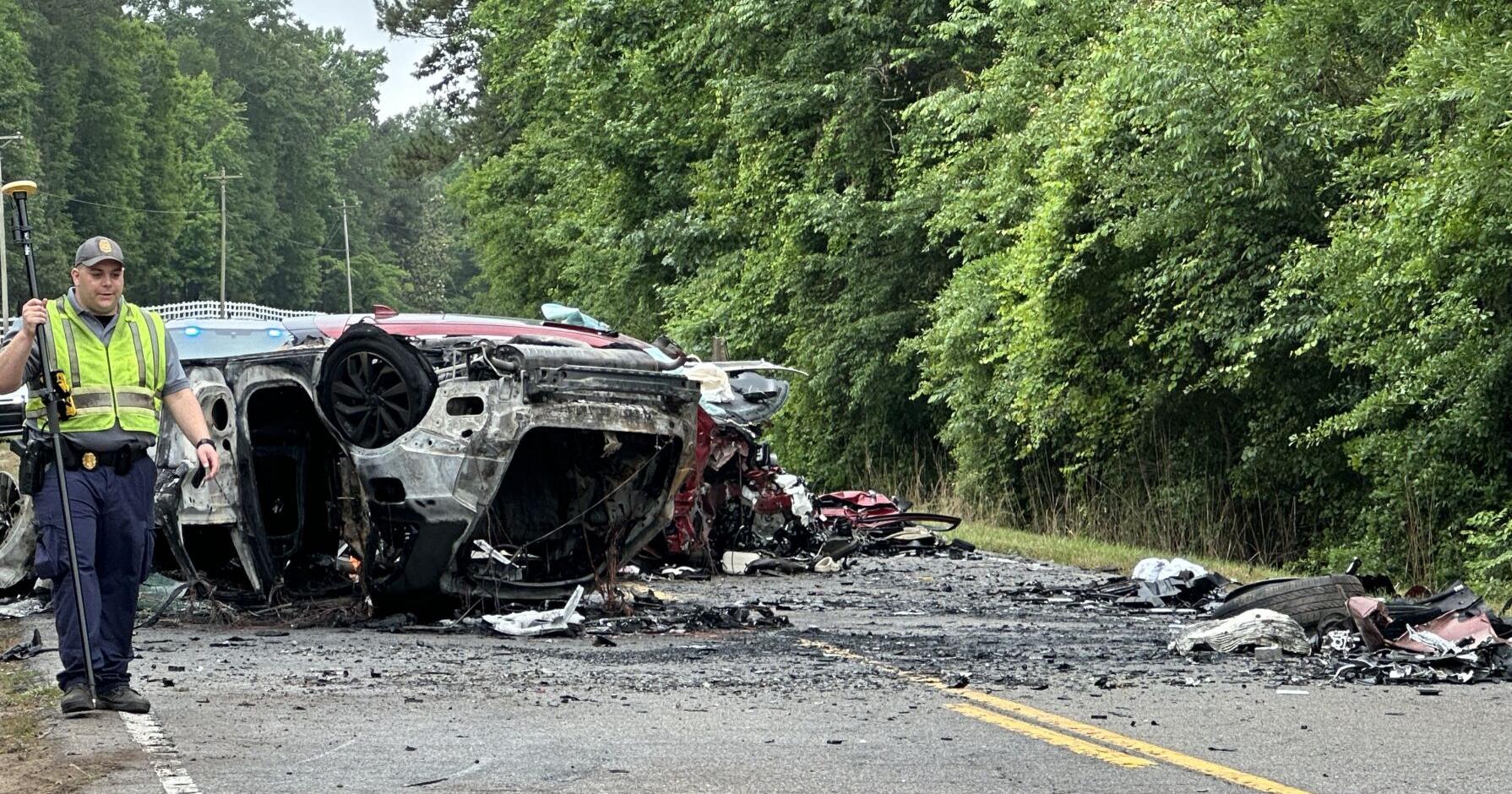 4 people killed in crash near Orangeburg - Vimarsana News