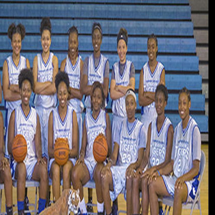 Voorhees Women S And Men S Basketball Teams Win Aii Titles