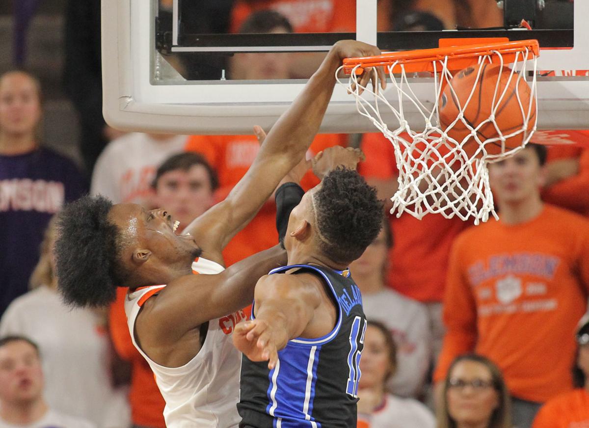 Newman dunks on Duke