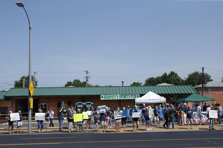 Support rally for Ferguson police officer Darren Wilson
