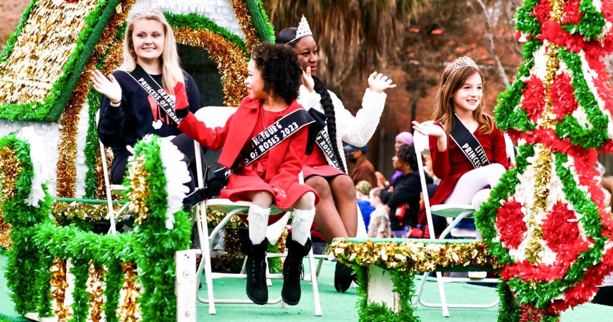 Orangeburg gathers for Christmas parade