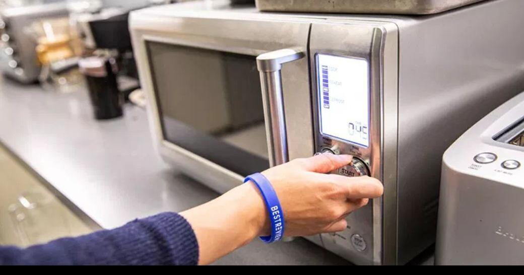 Are microwaved foods more dangerous?