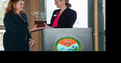 Sea Grant Consortium educator gets DNR environmental award - Vimarsana News