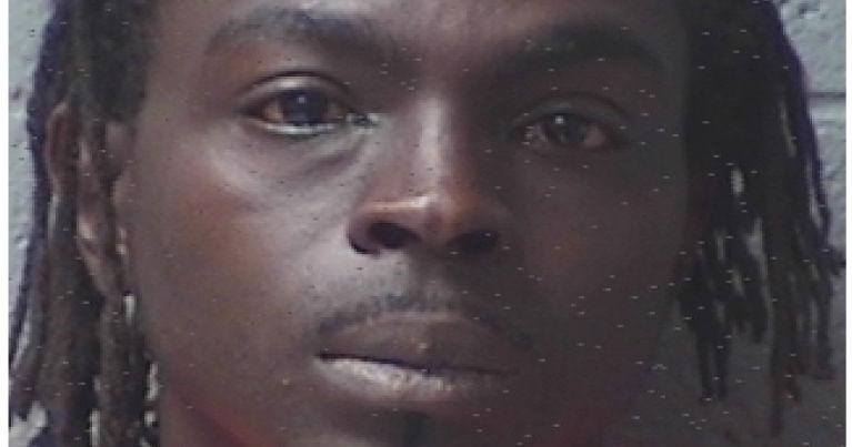 Man accused of shooting into car, trying to kill 4