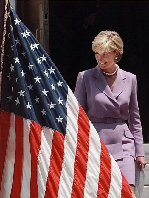 Britain Princess Diana Timeline Thetandd Com
