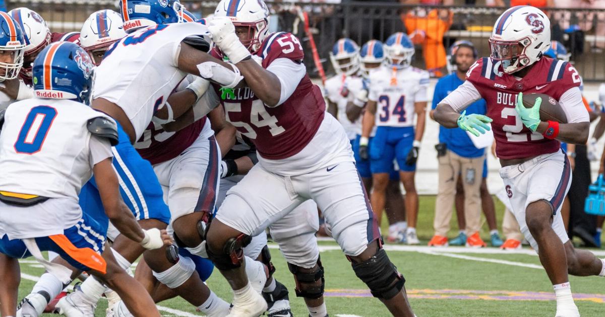 Kent State and South Carolina Set for Early-Season Showdown