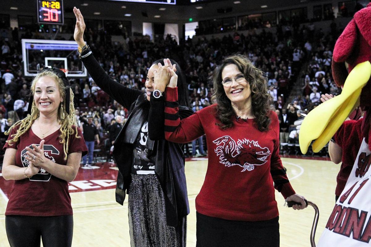 Carolina Women No 1 Gamecocks Win 23rd Straight Over No 12