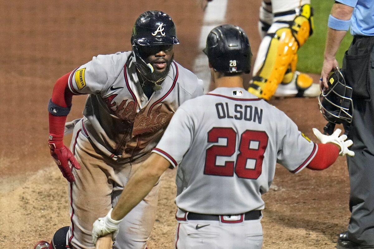 Arcia's Late Double Lifts Braves Past Pirates