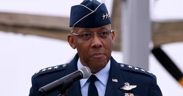 Joint Chief's chair in SC to honor Tuskegee Airmen: - Vimarsana News