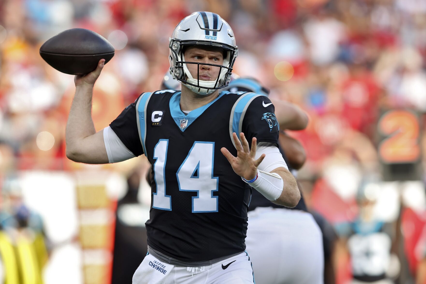 Darnold throws 2 TDs, Panthers D dominates Saints 26-7