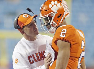 Clemson Football Kelly Bryant Named Starting Quarterback