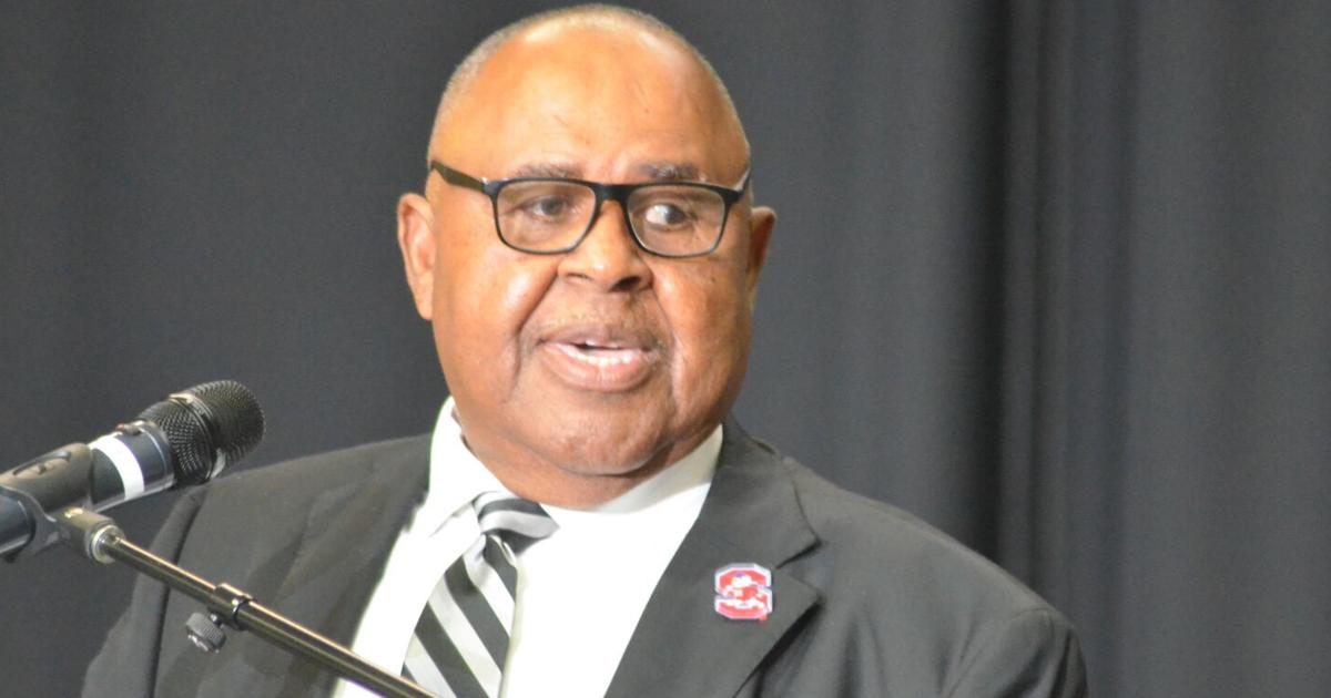 Poghh Pough to be inducted into the SC Football Hall of Fame