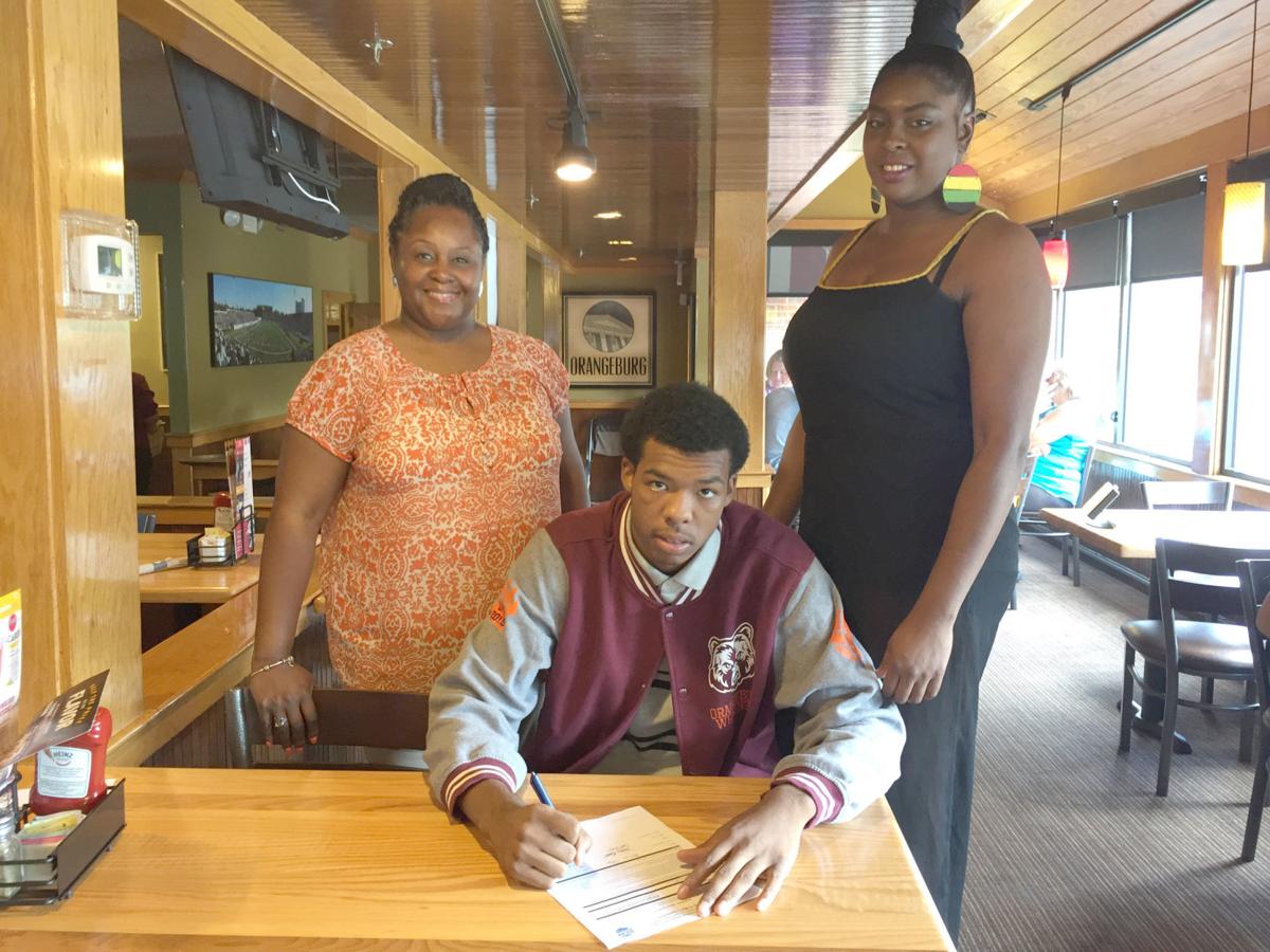 Orangeburg Wilkinson S Utsey Signs To Play Basketball For Allegany