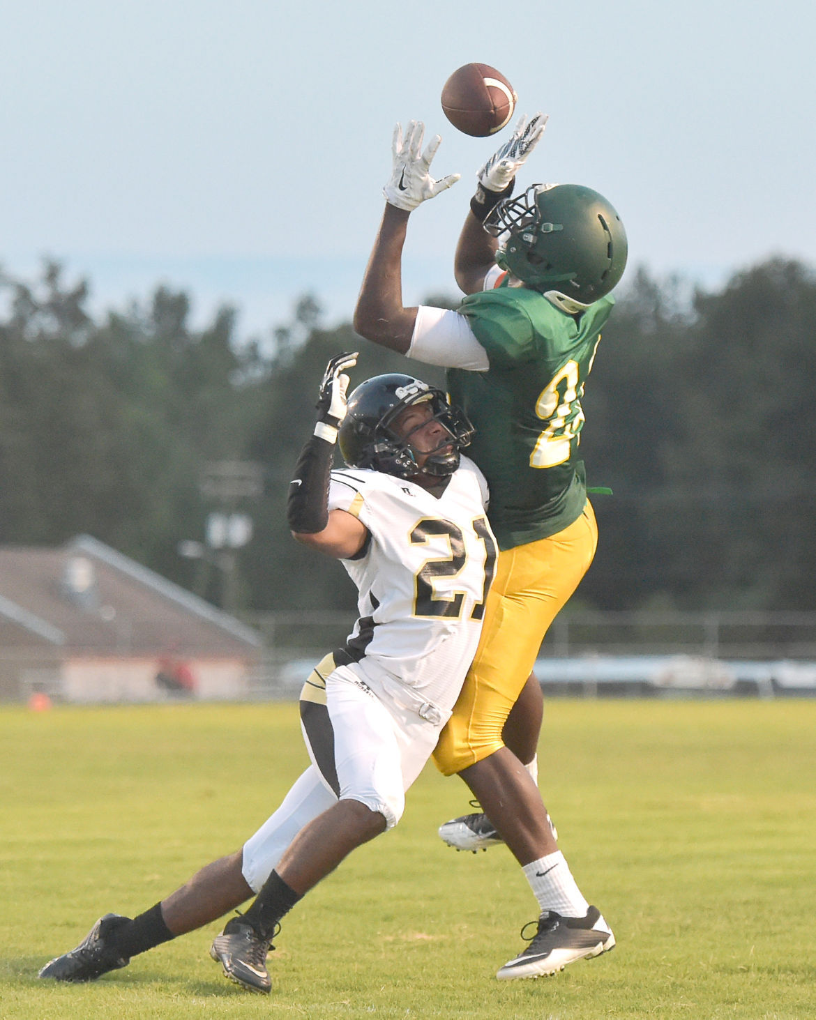 HIGH SCHOOL FOOTBALL: Carter says Lake Marion has looked solid in ...