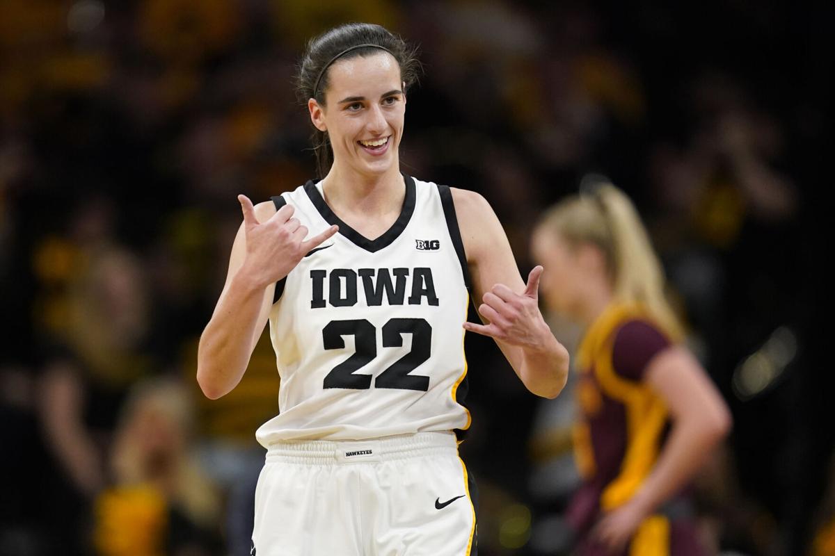 Iowa's Clark gets prime-time spotlight Saturday on Fox