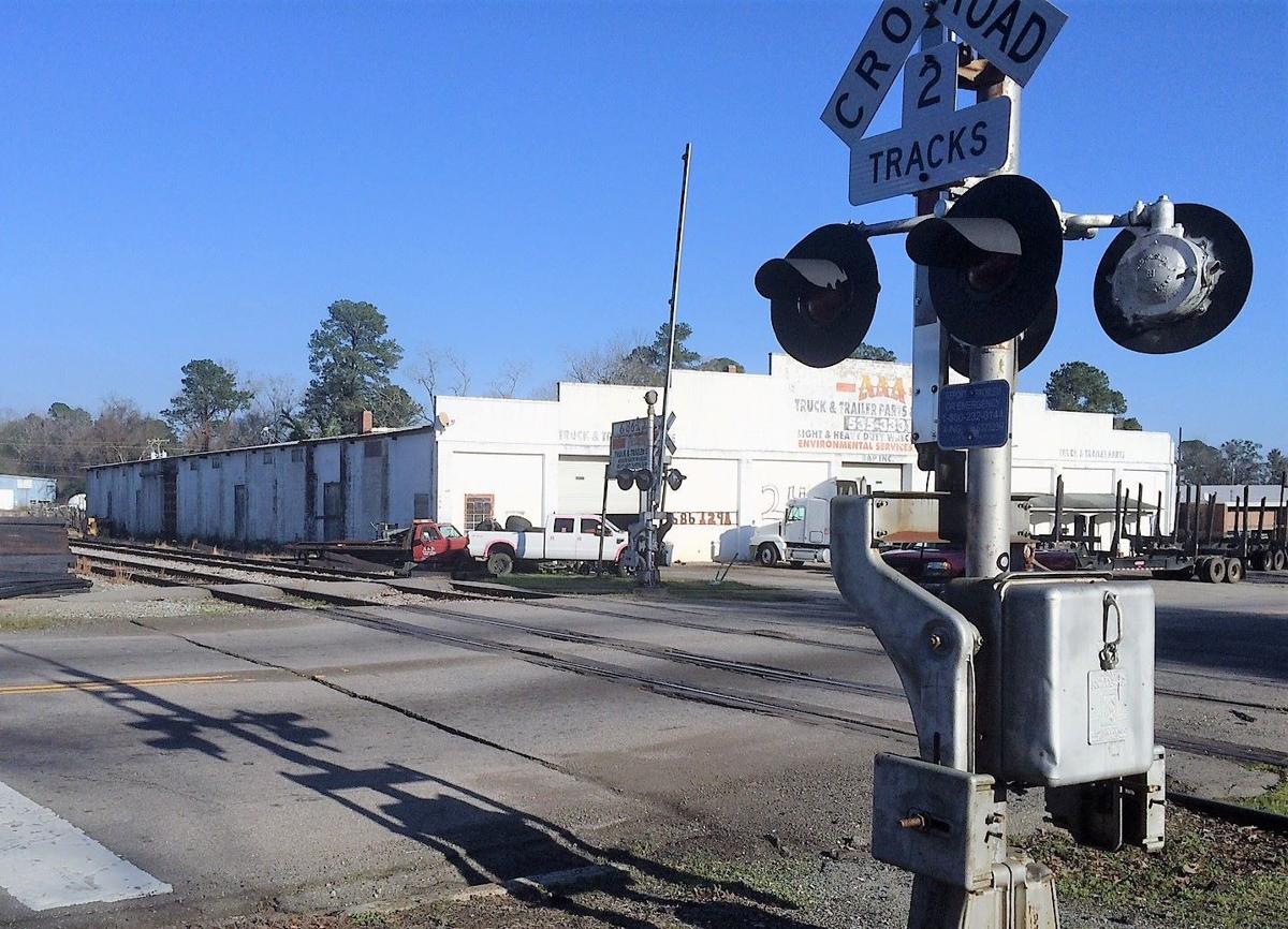 Csx Replacing Cross Ties In Bamberg Calhoun And Orangeburg Counties Local Thetandd Com
