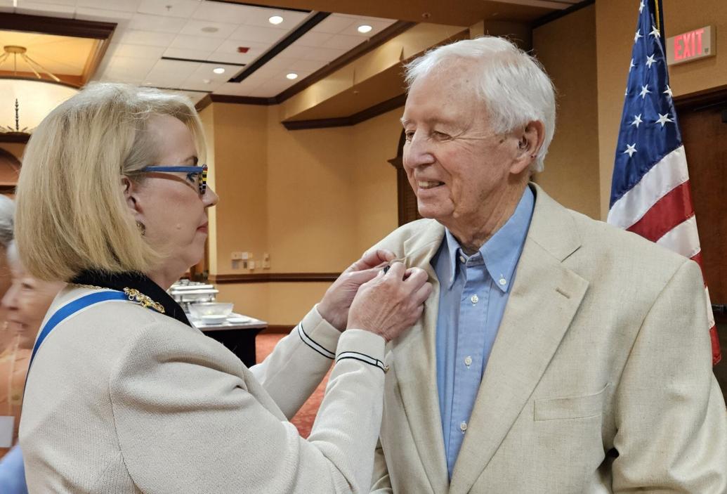 Mrs. Alice Caskey, SC DAR State Regent, presents the DAR America 250