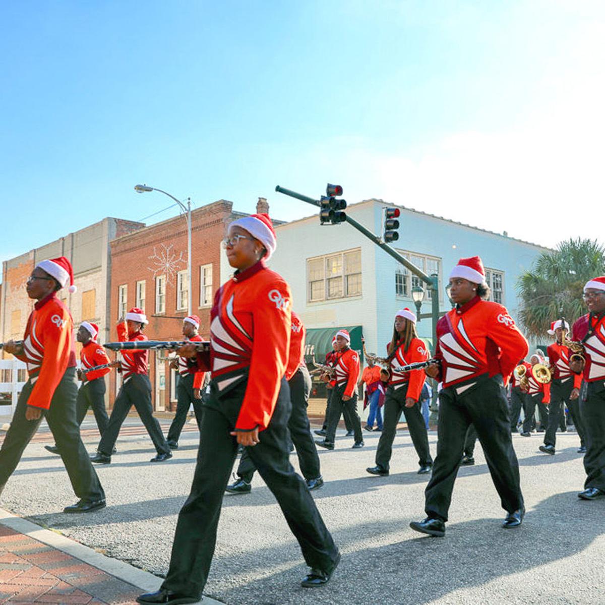Orangeburg County Christmas Parade Today Local Thetandd Com Orangeburg Christmas Parade 2021