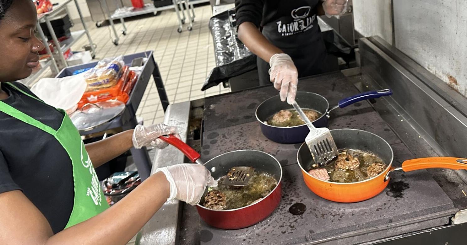 Lake Marion students operating Gator Café - Vimarsana News