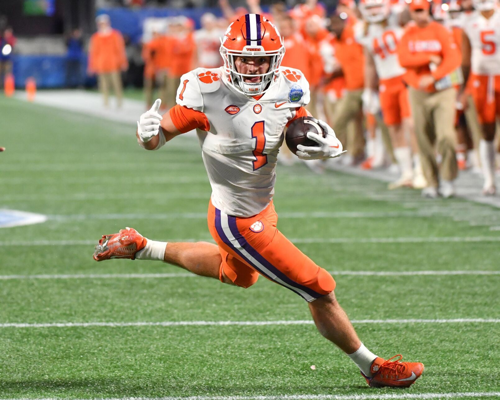 UPDATED/CLEMSON FOOTBALL: QB Klubnik Leads Tigers To ACC Title Over Heels