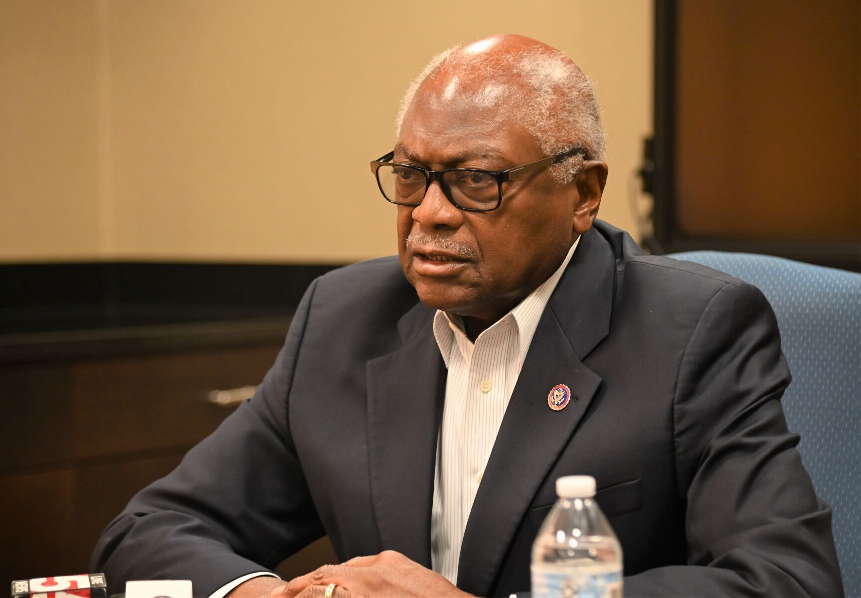 Clyburn Urges Early Voting; Challenger Focusing On Economy