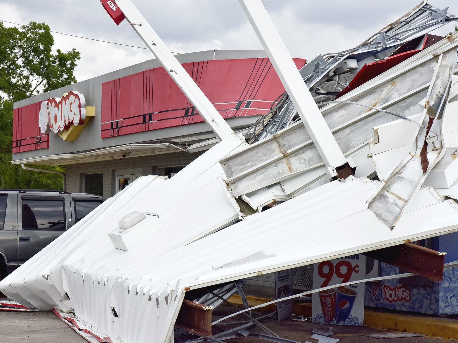 Storms Damage Homes Cut Power To Thousands In Orangeburg County 64 Mph Gust Recorded Nws Says No Indication Of Tornado On Radar Local Thetandd Com