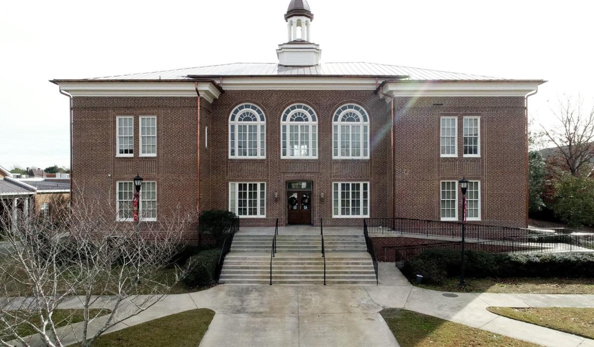 Calhoun courthouse ‘absolutely beautiful’; centuryold building gets 1.4M facelift Local