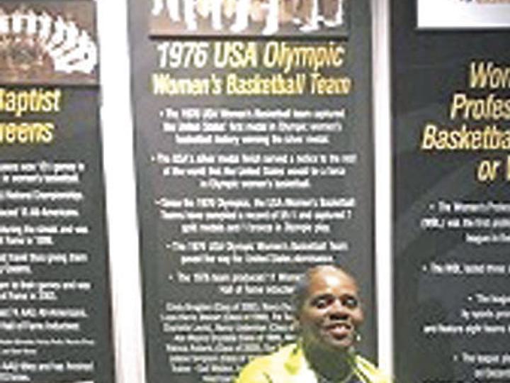 S C State Hoops Great Honored As Trailblazer Basketball Thetandd Com