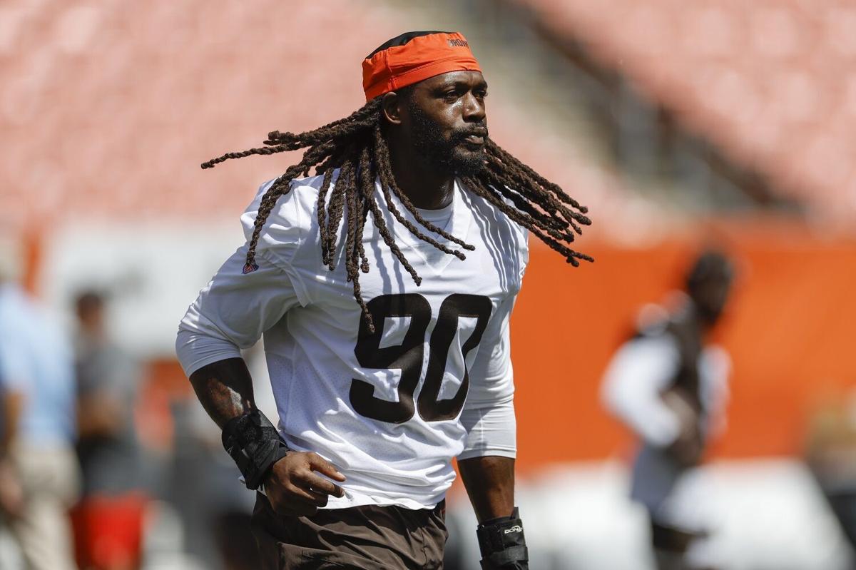 Report: Browns have offered most money to Jadeveon Clowney