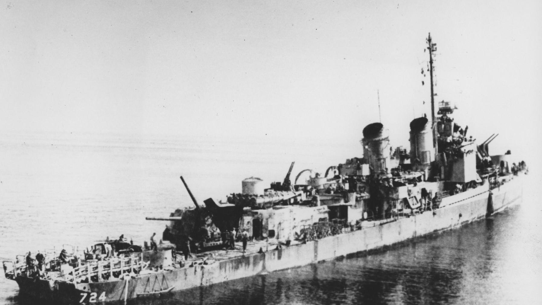 Surviving 6 Kamikazes 3 Bombs Patriots Point Honors Veteran Of Uss Laffey Local Thetandd Com