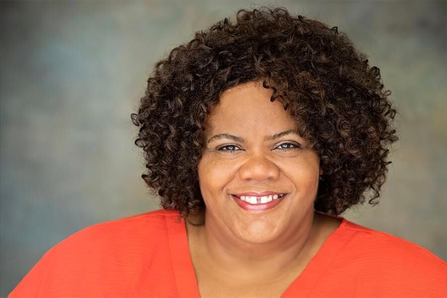 Dr. Ursula O. Robinson receives $10,000 South Carolina Arts Commission fellowship; performances added to state's digital art collection