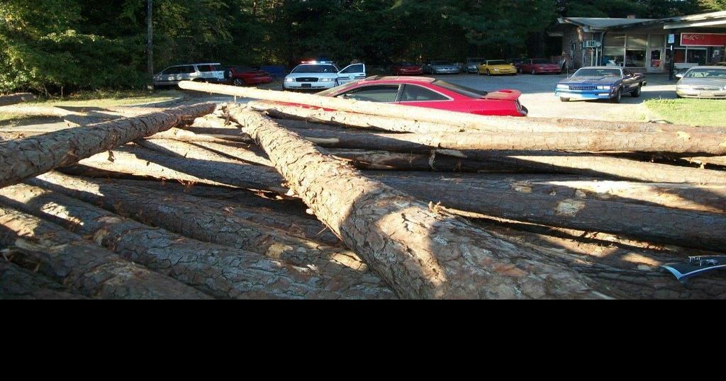 Logging truck accident blocks traffic; injuries reported