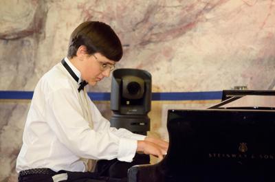 Orangeburg native to compete for $10,000 in piano competition