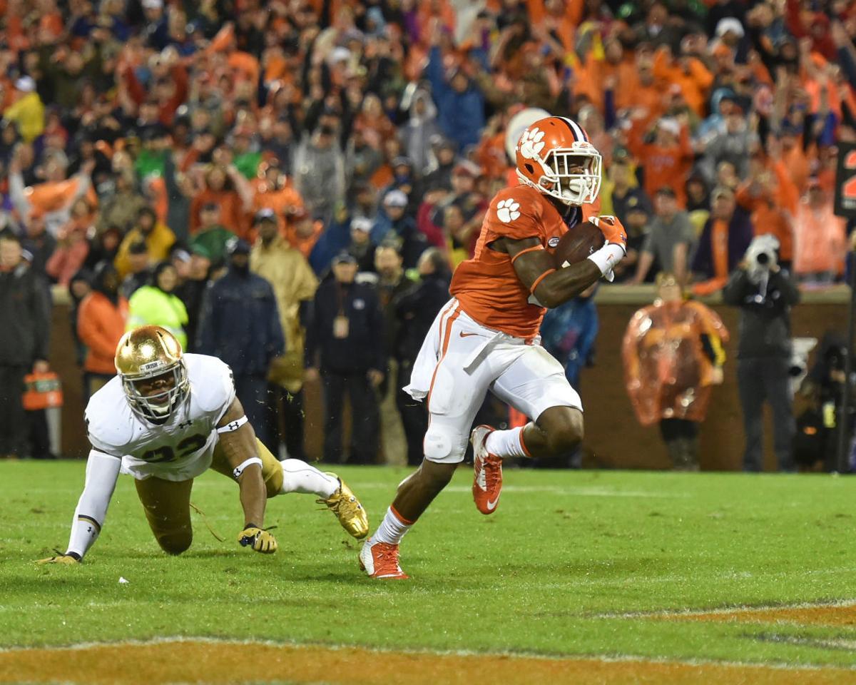 Clemson Vs Notre Dame Game Oct 3 2015 Donny Knight