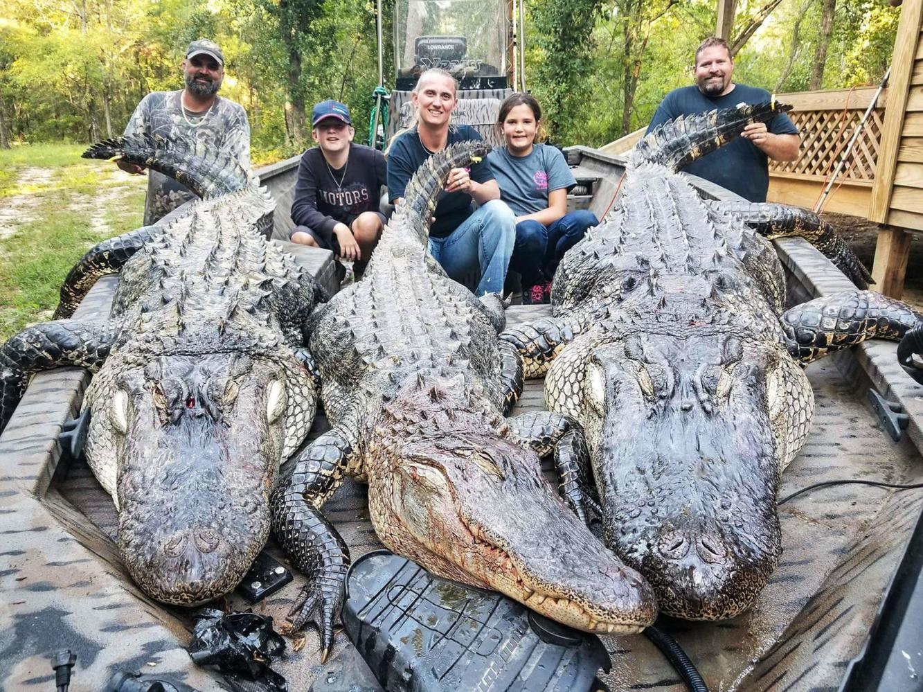 'Incredible' Hunters take three big Lake Marion gators on opening day 2017
