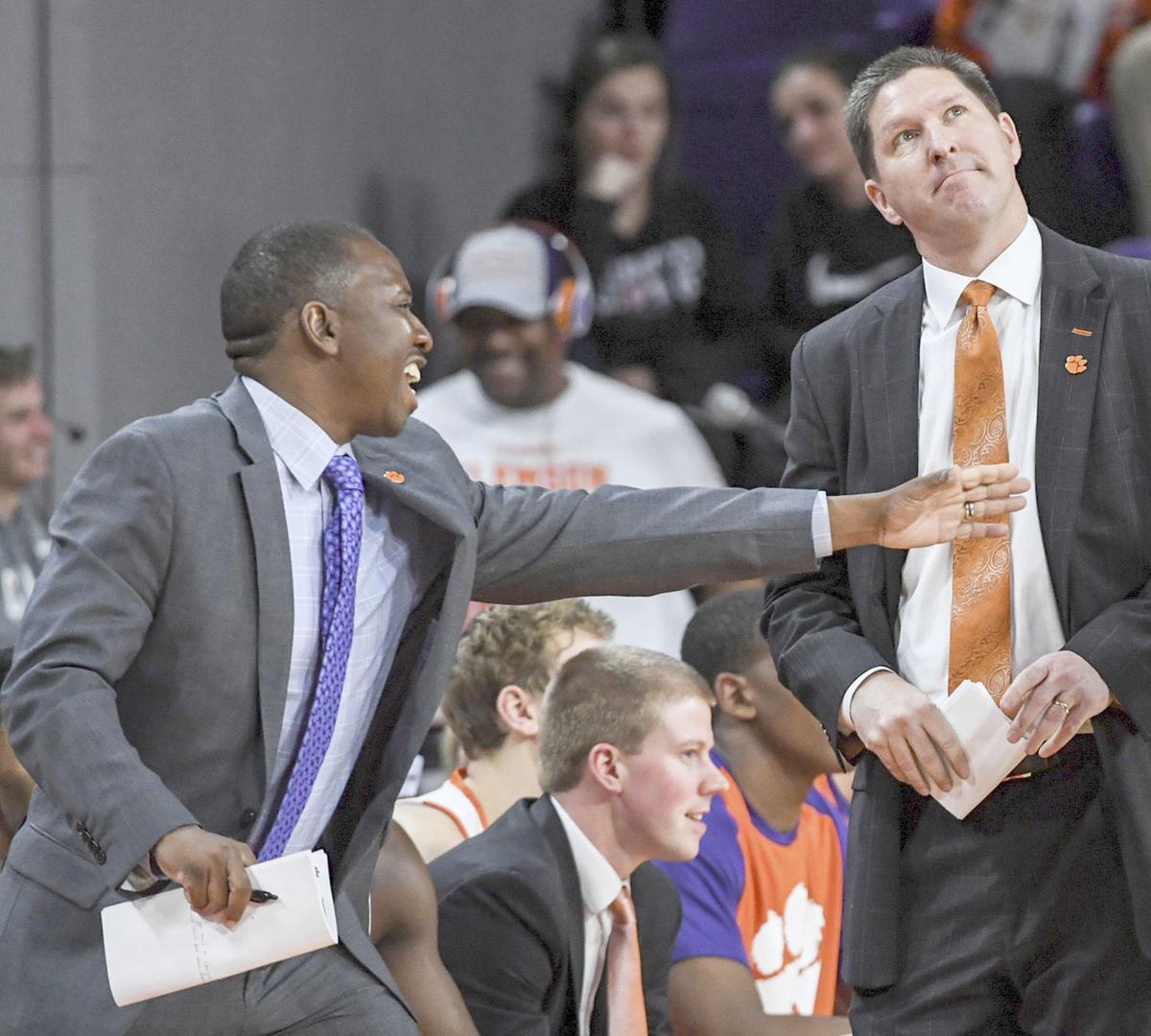 Clemson Lets Hoops Assistant Coach Go Amid Corruption Trial Clemson Tigers Thetandd Com