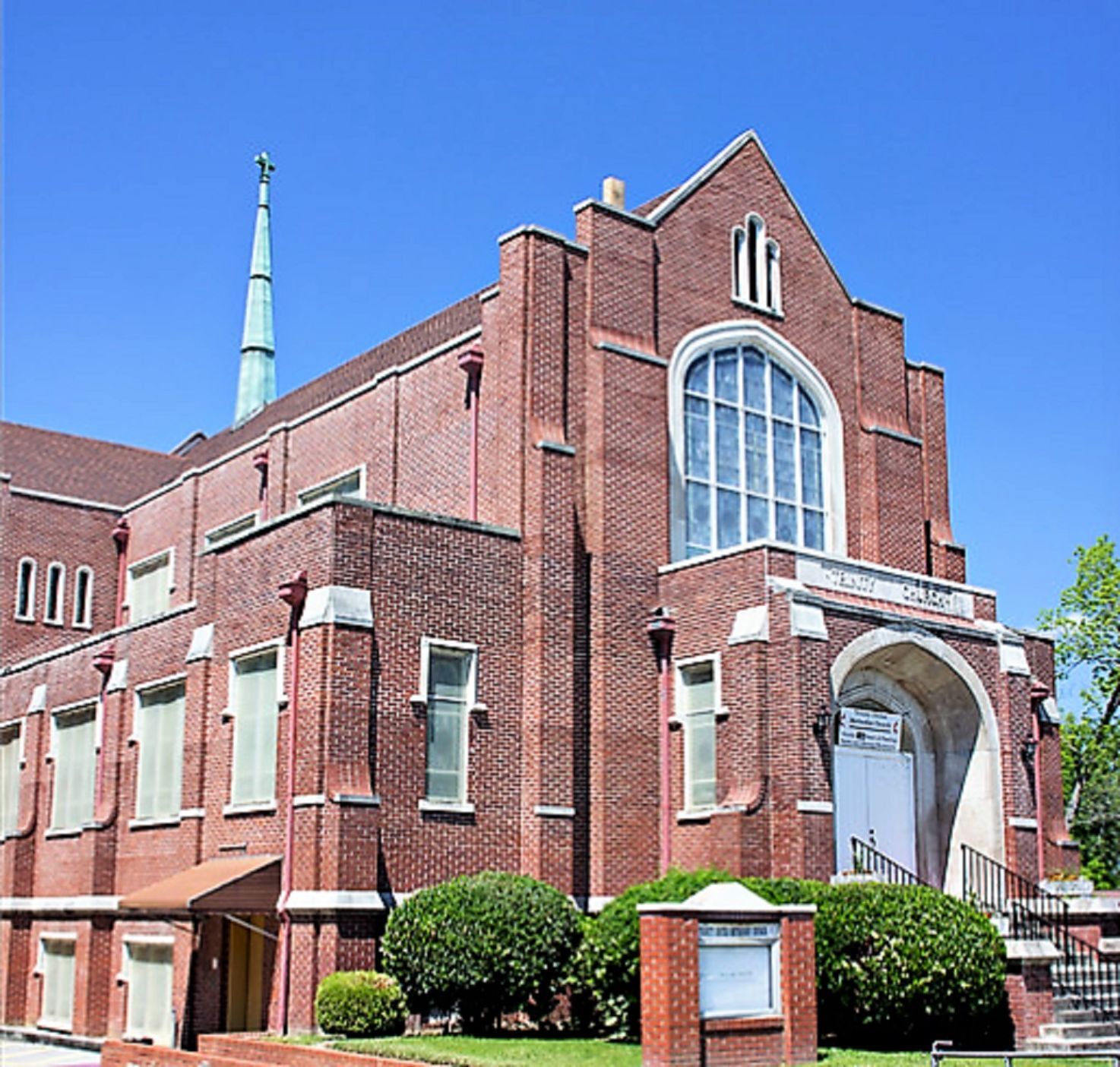 Trinity UMC says farewell to one pastor welcomes another