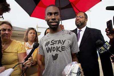 Latest: Protests in Baton Rouge calm after busy weekend