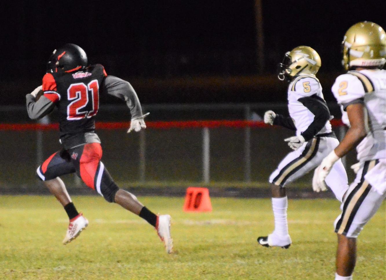 IN PHOTOS: Calhoun County gets football playoff win against Johnsonville | Homepage | thetandd.com IN PHOTOS: Calhoun County gets football playoff win against Johnsonville | Homepage | thetandd.com