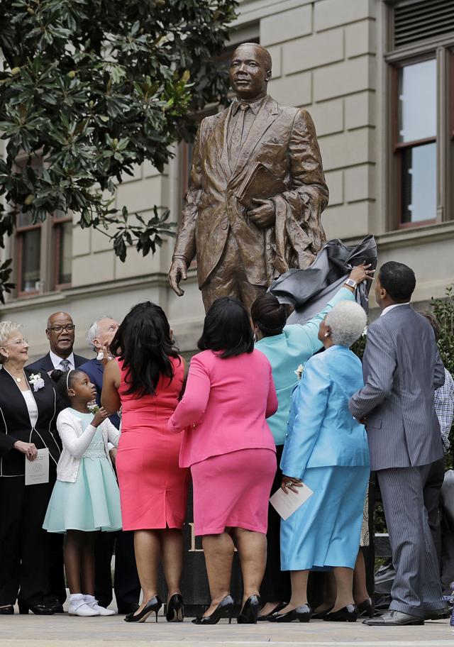 Photos Statue of Martin Luther King Jr. unveiled in his hometown