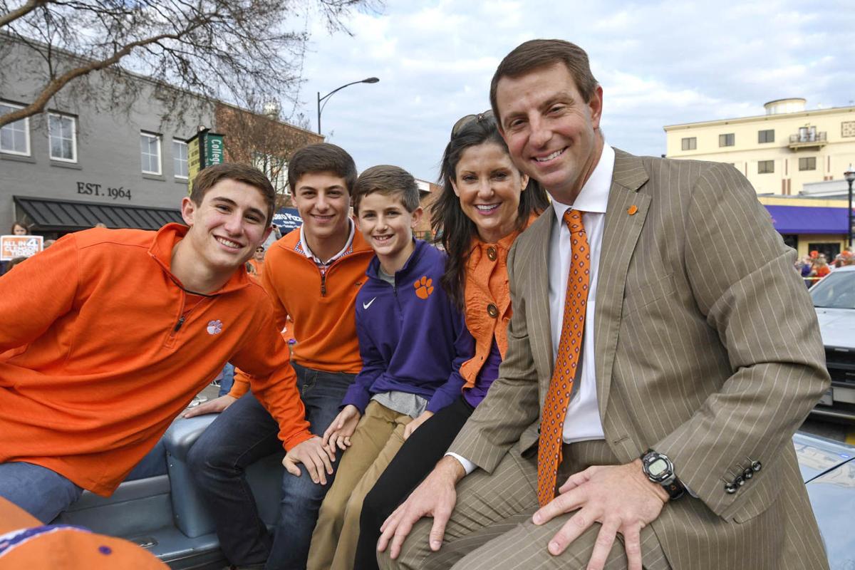 Clemson Football Swinney Not Only Coach With Son On Tiger