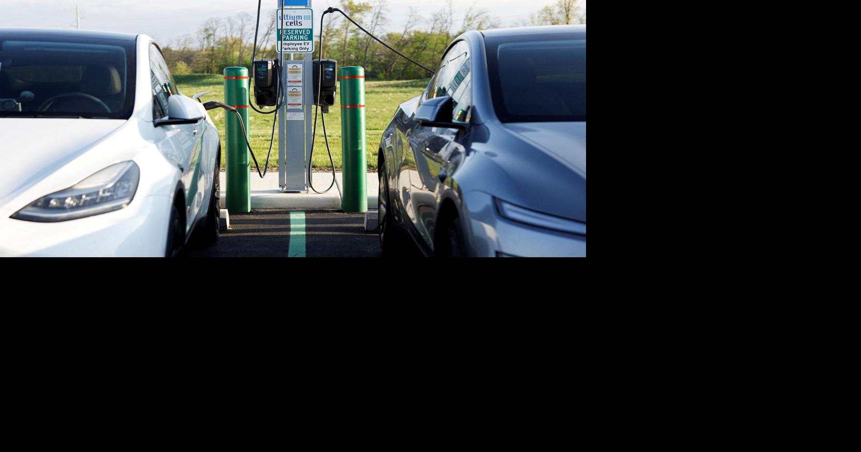 US EV Sales Collapse 30.7% While Europe Surges to 23.2% | Seller Opportunity in Automotive Accessories & Hybrid Demand